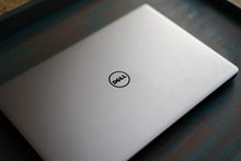 Load image into Gallery viewer, Dell XPS 9380 | Core i5-8th Gen | 8 x 512 GB SSD | 13.3&quot; HD Display

