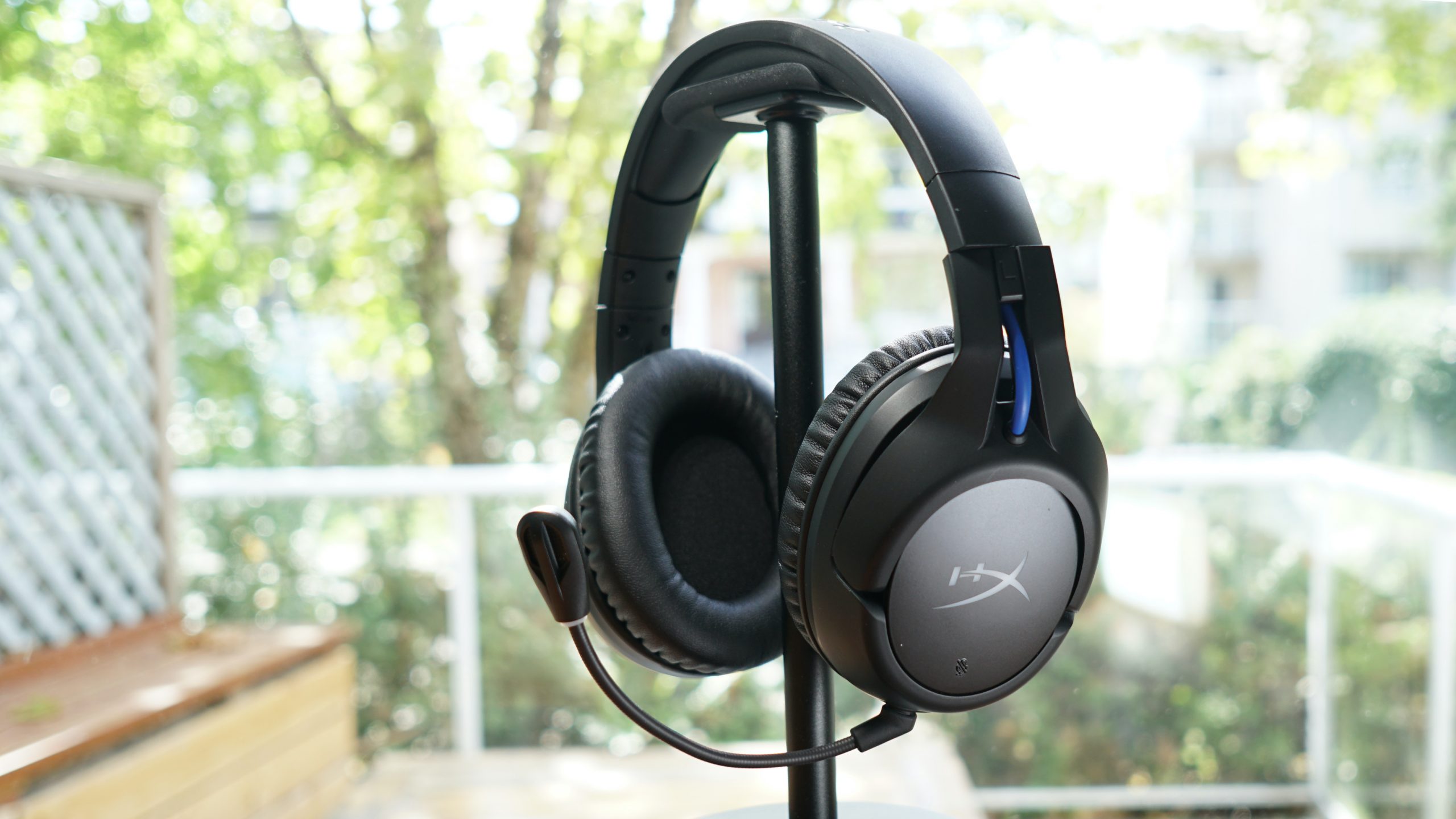 HyperX HeadSet Cloud Flight S Wireless | Wireless Gaming Grade Headset | 7.1 Surround Sound | Qi Enabled Wireless Charging | Renewed
