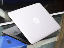 Load image into Gallery viewer, HP EliteBook 820 G4 | Core i7-7th Gen | 8 x 256 GB | 12.5&quot; HD Touch Display
