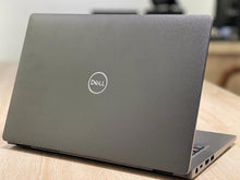 Load image into Gallery viewer, Dell Latitude 5300 | Core i5-8th Gen | 8 x 256 GB | 13.3&quot; HD Display
